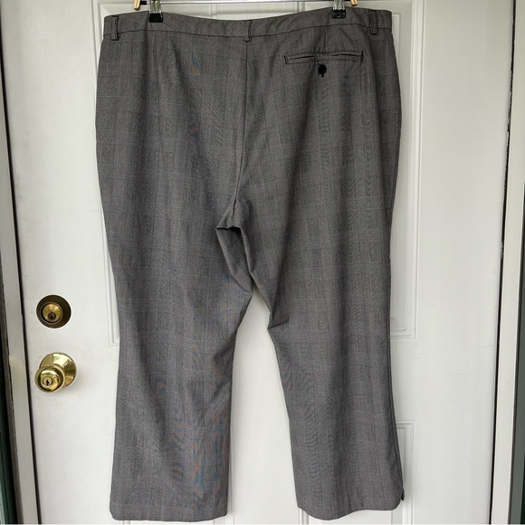 •Old Navy• Glen Check Plaid Cropped Pants - Size 20 - Picture 6 of 7